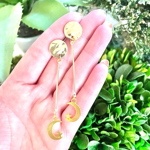 Gold Moon and Star Dangle Earrings - Picture 5 of 7